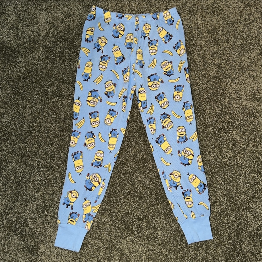 NWOT Despicable Me Minions pajama set thermals - Picture 7 of 9